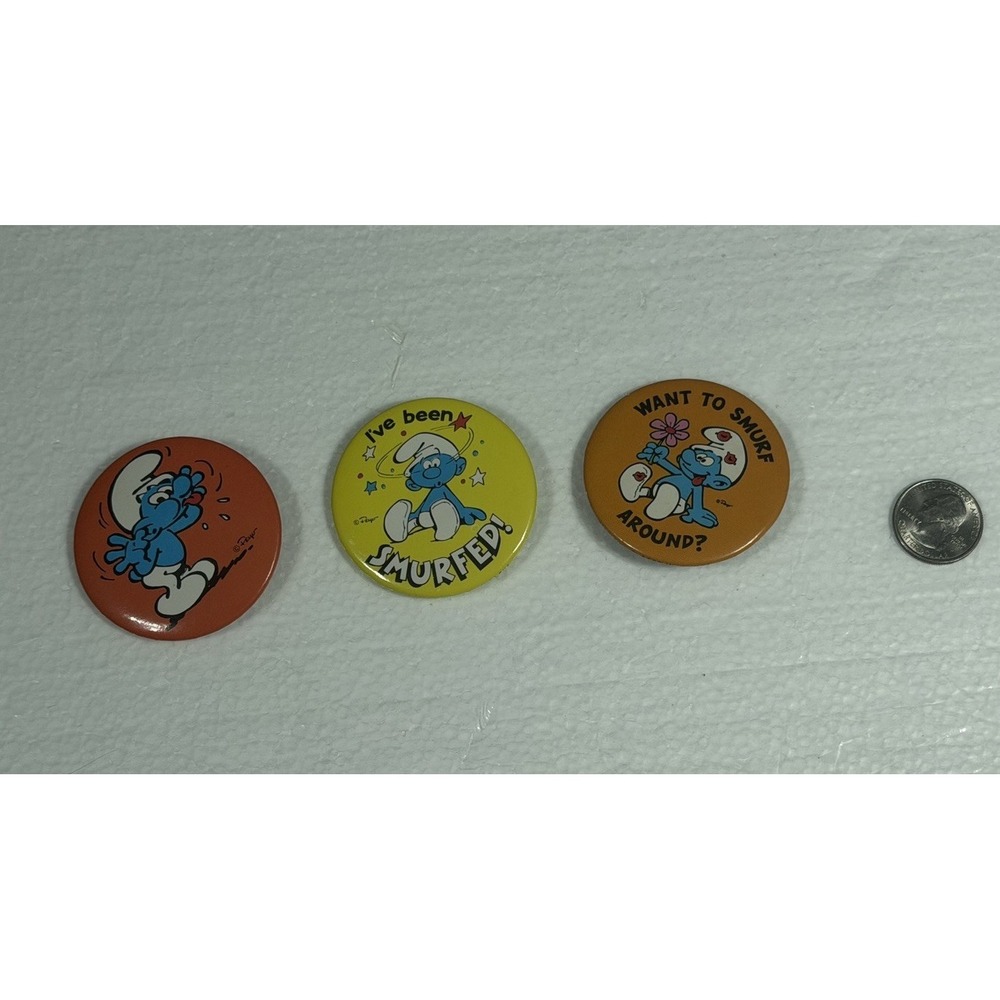 3 Vintage Smurfs Buttons Pin Back Lot 1980 80's retro pins Smurf - Picture 5 of 6